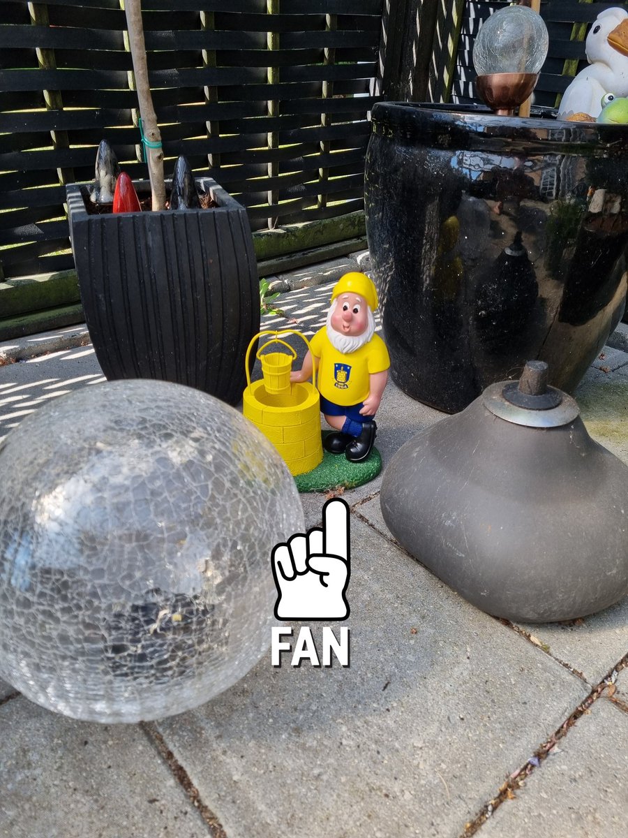 Bergading's tweet image. Se det er fars dags gave❤️💙💛❤️
@BrondbyIF #brøndbyif #sldk #farsdagsgave