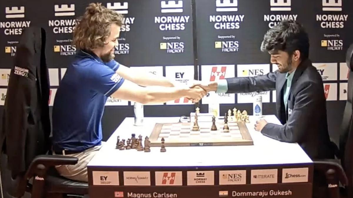 Kudos to #GrandMaster D Gukesh on reaching 15th spot in world rankings with a career-best live rating of 2739. The challenging 82-move game against World No 1 @MagnusCarlsen in the fourth round of @NorwayChess was stunning. I wish you deliver more commendable performances on the…