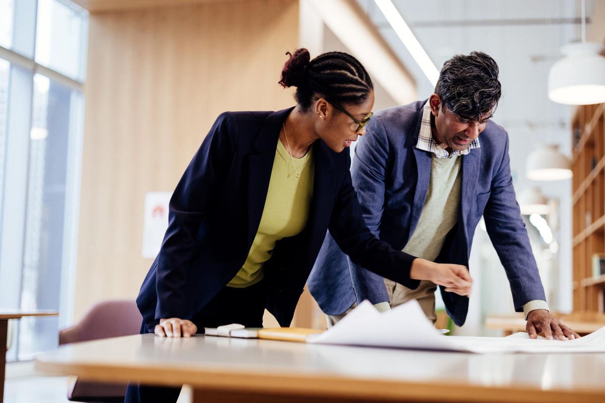 vizslapp's tweet photo. #SuccessionPlanning is essential for any organization. It's not just great for legacy-building but it also ensures that your culture and vision will continue to live on in the future.  Read more about how your company can have a long-term success! 🚀 https://t.co/1UpIDjmoZD https://t.co/8wDPtIqTHR
