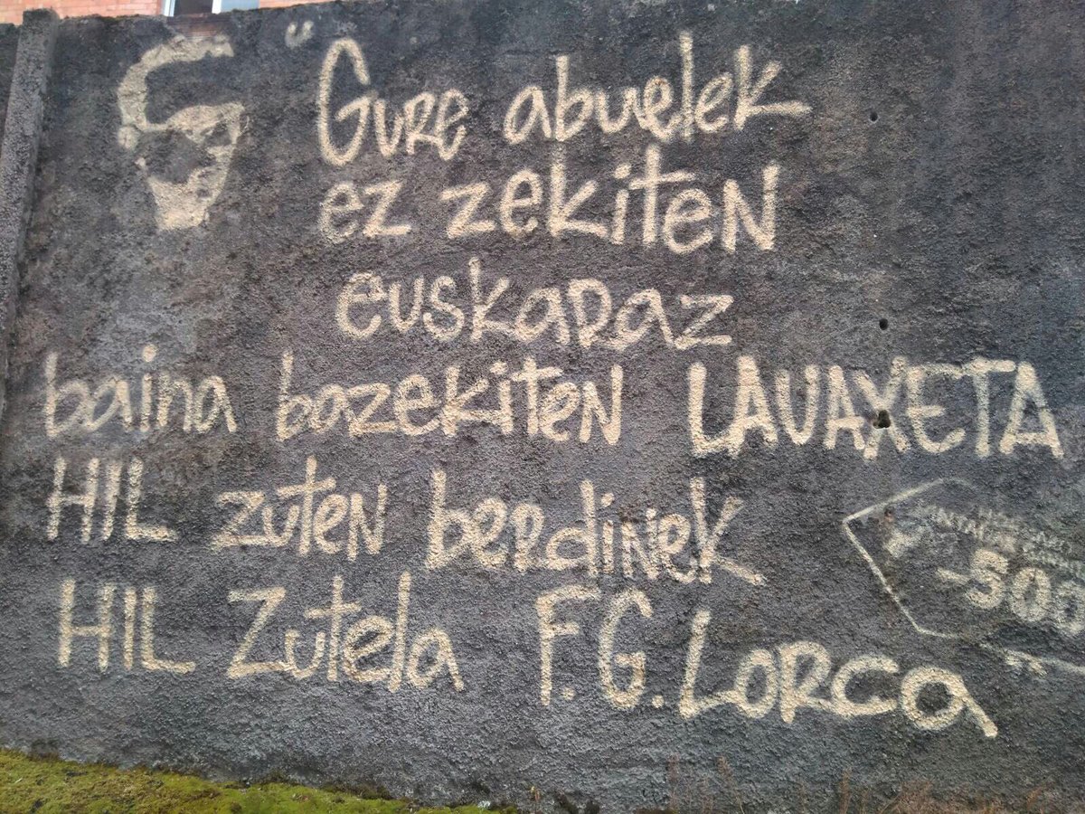 Gure abuelek ez zekiten euskaraz baina bazekiten Lauaxeta hil zuten berdinek hil zutela Federico Garcia Lorca
<a href="/maia_jon/">Jon Maia Soria</a> letra
