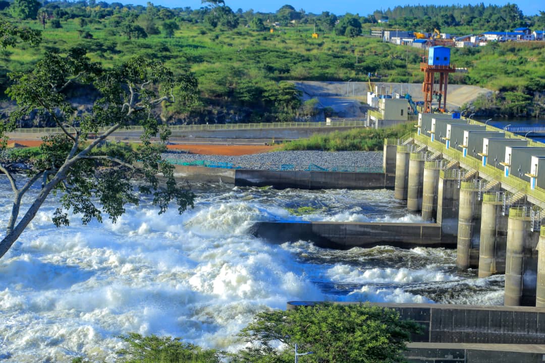 umar_mu's tweet photo. During the #ExploreNorth campaign, the team lead by @mugarra managed to visit the Karuma 600MW Karuma HPP. Thank you @UegclOfficial for hosting us. https://t.co/7xLYpXvv0L