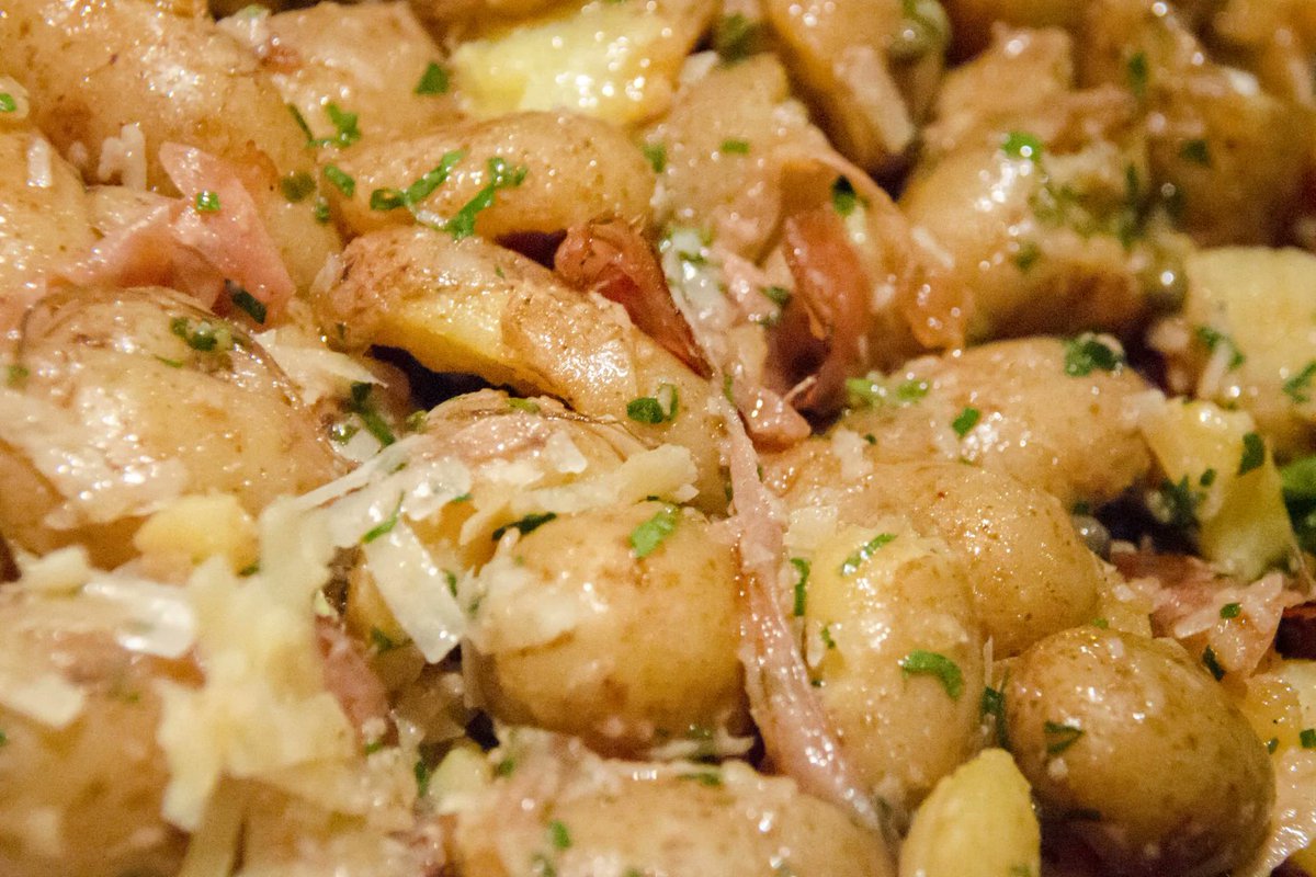 BlogueCCBlog's tweet image. Restaurants in Vieux Montreal : Don’t Get Caught In Tourist Traps!

buff.ly/3WSdnEI

#food #foodie #foodblog #foodporn #travel #travelblog #travelblogger