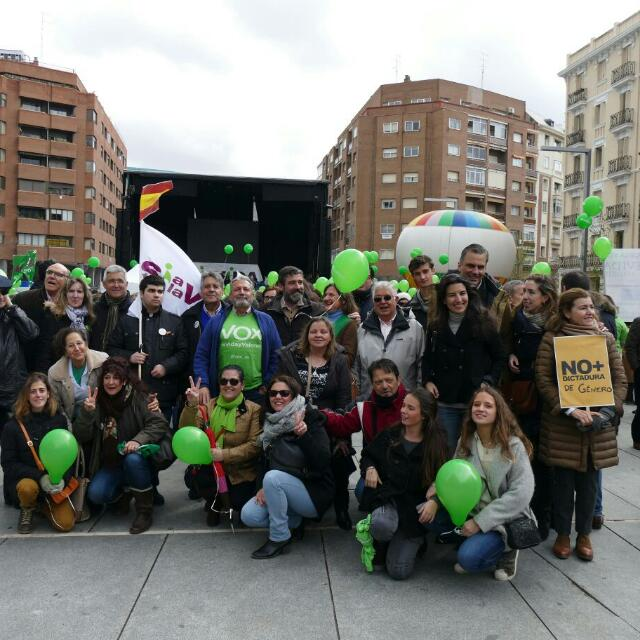 vpmstillo's tweet photo. Segundo desengaño que me llevo en organizaciones políticas como afiliado, la 1ª en 1993 con el sindicato @UGTMadrid y El caso PSV y la segunda en @madrid_vox más bien con @JavierViviente  por injurias contra mi persona, más el ir y venir de @vox_es con su inestabilidad interna. https://t.co/Gl9OVanOVm
