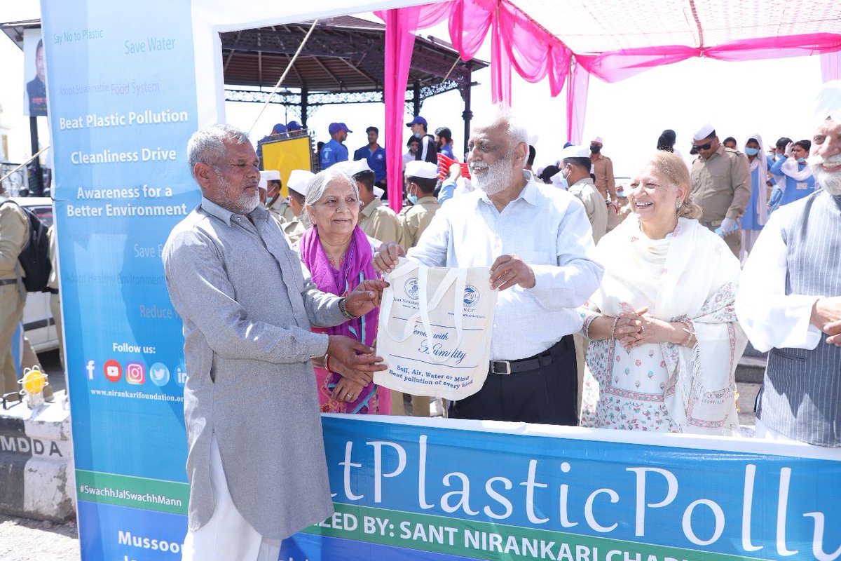KunalSxn's tweet image. Save Environment by ending use of plastic 

#WorldEnvironmentDay #BeatPlasticPollution #servicewithhumility
