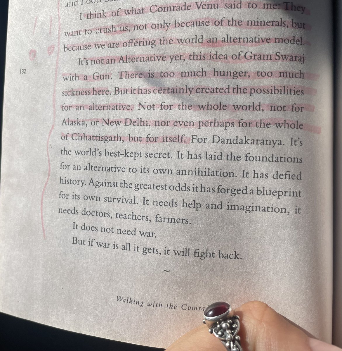 AlberroHeather's tweet photo. ‘Walking with the Comrades’ - Arundhati Roy ✊🏾🫶🏼❤️🔥 #utopianow #ClimateJustice #activism #BookTwitter https://t.co/OkhScX8wrw