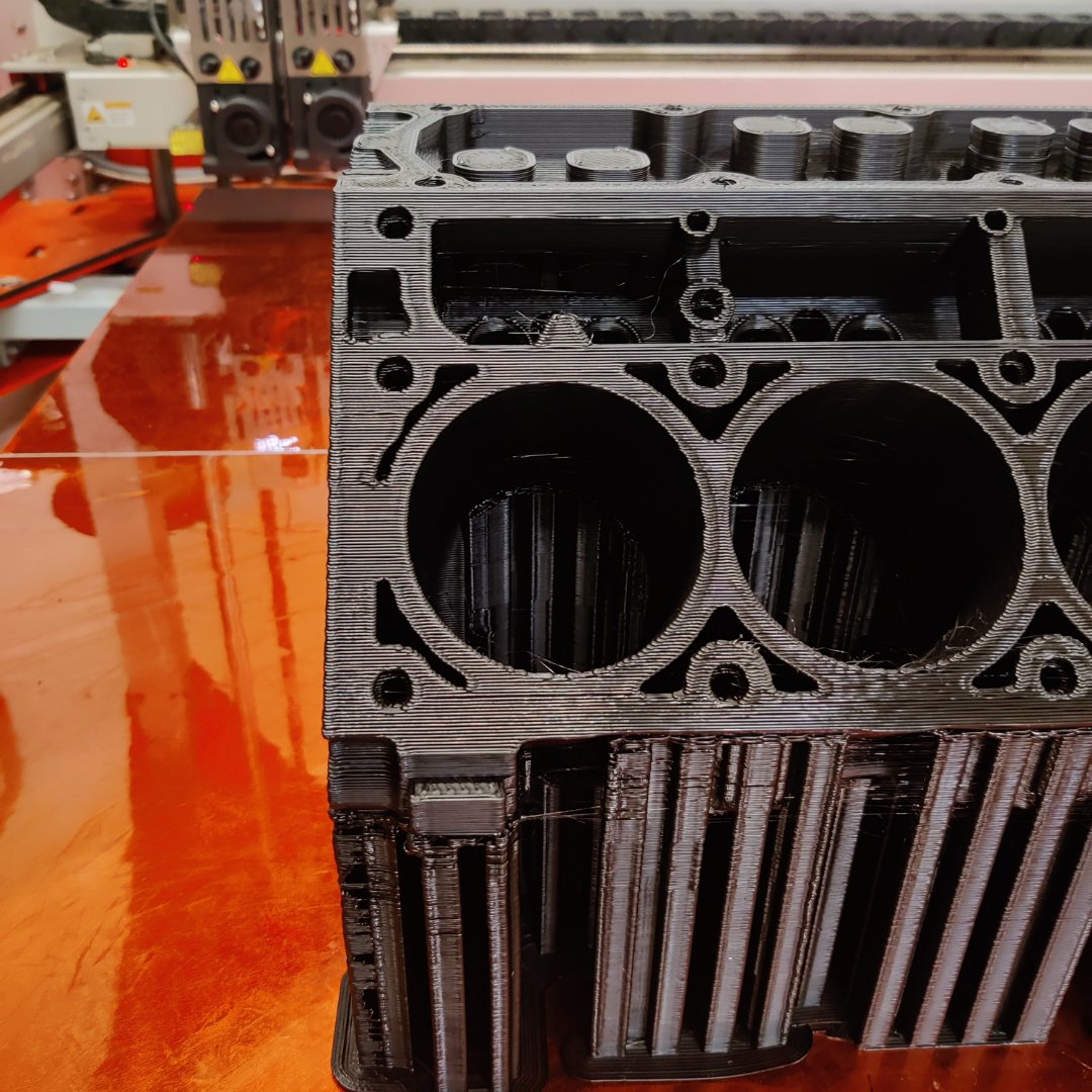 Emvio Engineering (@emvioeng) on Twitter photo We printed this V8 engine on the @bigrep3dprinters ONE in 3 days and with 9kg of filament.
Save time & money in #automotive production with #3Dprinting.
printables.com/model/461841-v…
Design by <a href="/TripleGWorkshop/">Triple G Workshop</a>
#additivemanufacturing #3dprintingservice #3dprintedparts #automotive We printed this V8 engine on the @bigrep3dprinters ONE in 3 days and with 9kg of filament.
Save time & money in #automotive production with #3Dprinting.
printables.com/model/461841-v…
Design by <a href="/TripleGWorkshop/">Triple G Workshop</a>
#additivemanufacturing #3dprintingservice #3dprintedparts #automotive