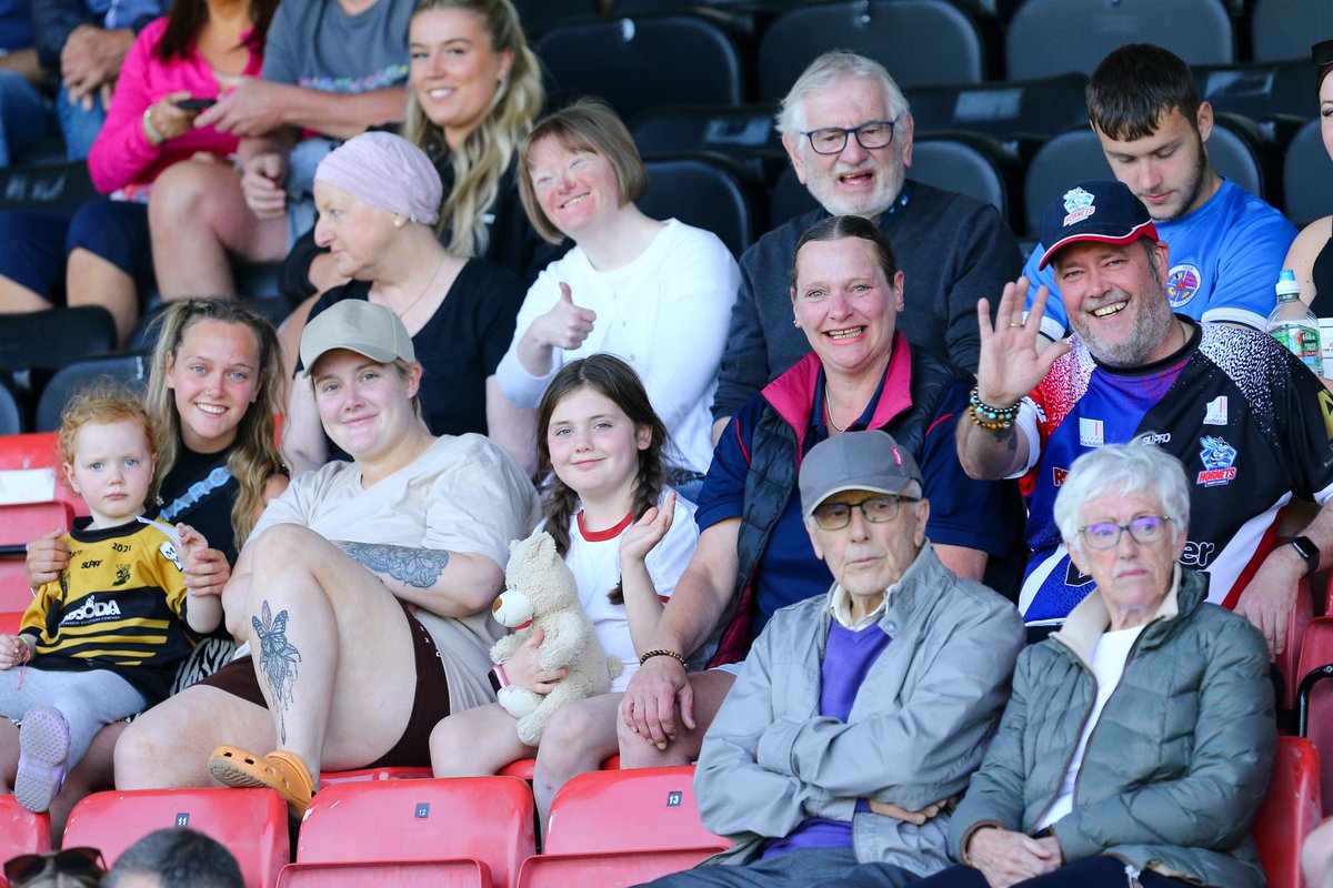 RochdaleHornets's tweet image. 𝙎𝙐𝙋𝙋𝙊𝙍𝙏𝙀𝙍𝙎

Who&apos;s heading to the Eco-Power Stadium this afternoon?