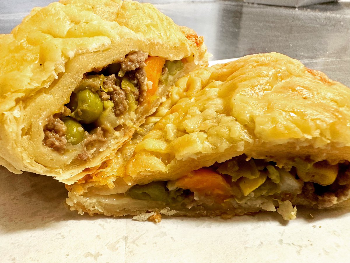 Dannys Bakery tweet media