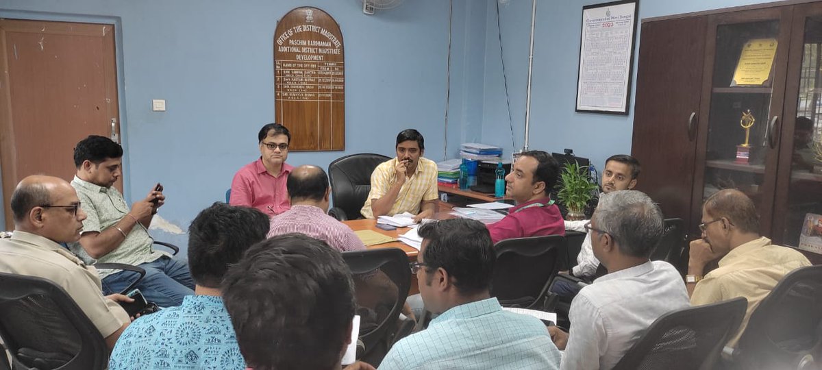 UIDAIRanchi's tweet photo. #DLAMC meeting held at DM office Pashchim Bardhaman under the chairmanship of ADM(Development) Pashchim Bardhaman along with our State Office (WB) officials and with other concerned Departments. Important Discussion on
#PII Documents Upload
#ALBR Testing
#State Govt.Portal https://t.co/xs1L3dWJ7H