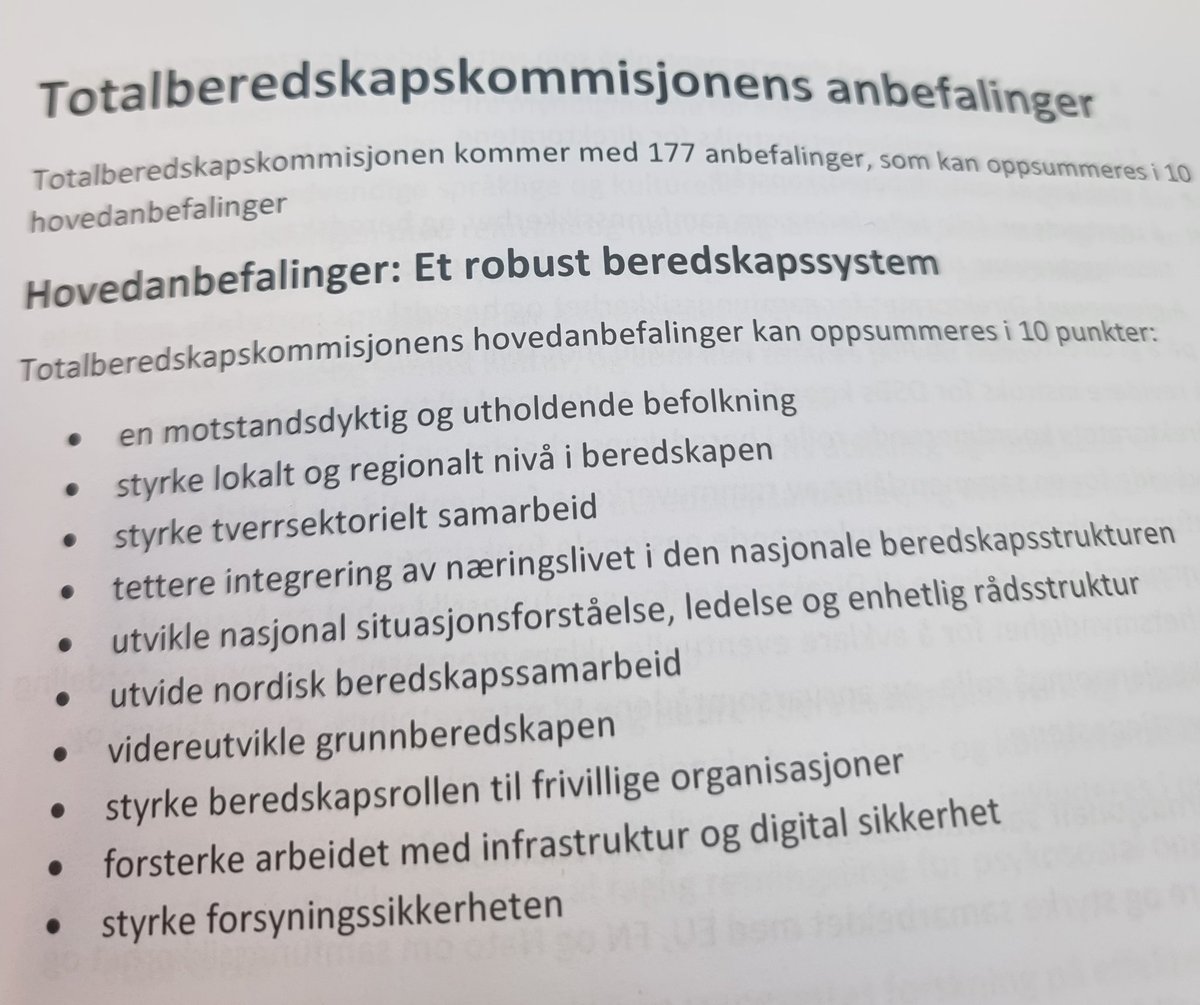 Hanne Tangen Nilsen (@htnilsen) on Twitter photo Stolt av sluttresultatet. Nå er det alvor.#totalberedskap #telenornorge #sykehuspartner <a href="/LindebergElise/">Elise Lindeberg</a> Stolt av sluttresultatet. Nå er det alvor.#totalberedskap #telenornorge #sykehuspartner <a href="/LindebergElise/">Elise Lindeberg</a>