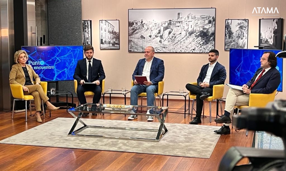 El socio director de ATAMA Estrategia &amp; Comunicación, Fermin Crespo Rodriguez, conduce una nueva edición especial sobre economía de Punto de Encuentro, el espacio de tertulias de la cadena local Elche 7 TV.

Más información en nuestra web. ⬇️

atama.global/fermin-crespo-…