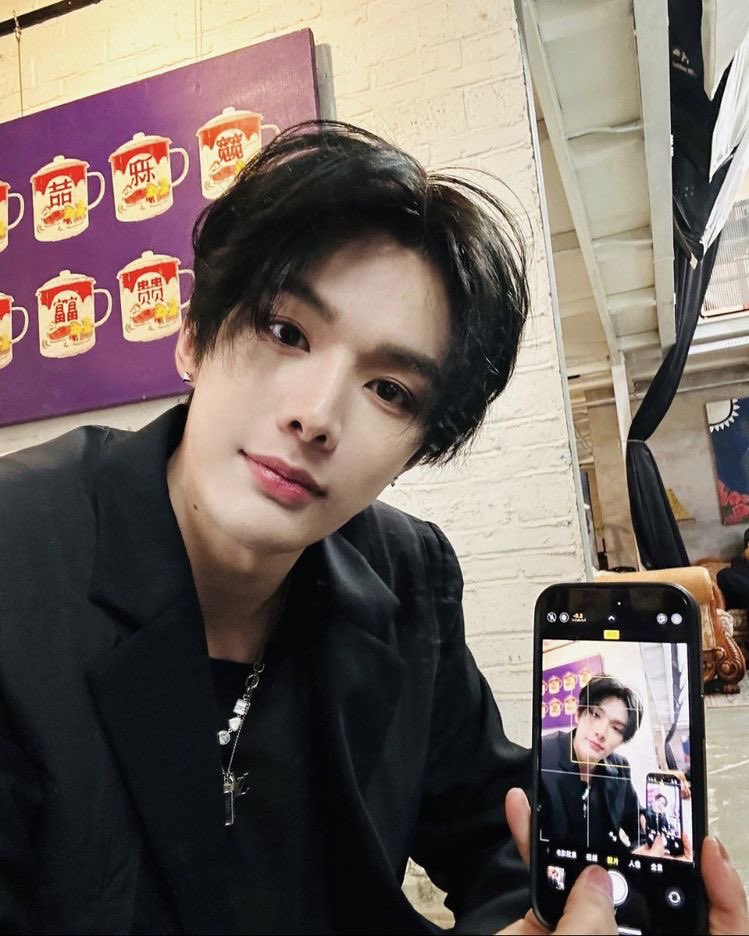 520licky's tweet photo. 💔 jianyu https://t.co/jdRgd5CVMG