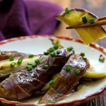 ナスをぱくぱく食べられちゃいそう!白だしなどを使った味付けがとっても美味しそうなレシピ!