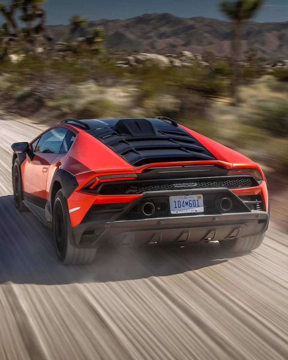 Local pricing for the off-road ready Lamborghini Huracan Sterrato has been confirmed at 𝗥𝟲,𝟲𝟮𝟱,𝟬𝟬𝟬.

The Huracan Sterrato is limited to 1499 units worldwide. It is most certainly destined to be an instant collectable given its unique breadth of abilities.