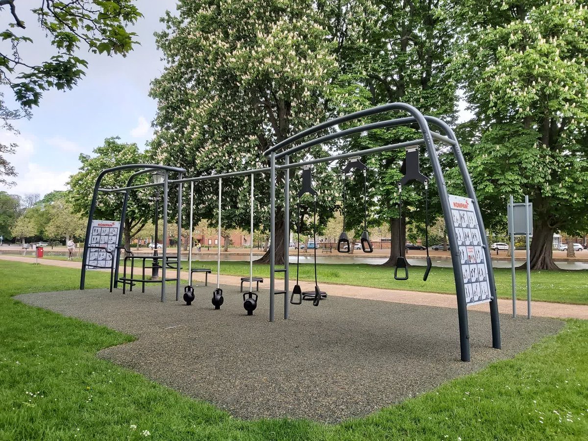 247taxisBedford's tweet photo. The Mill Meadows outdoor gym is open and available to use!
Has anyone gone down yet?
📱 Download our app https://t.co/fB27lbC8DC
📞 01234 262222
🌐 https://t.co/PbmKMm8oWn
#taxi #bedford #bedfordshire #taxis #bedfordtaxi #passengerapp #student #bedfordshireuni #app https://t.co/cVzAdU79ff