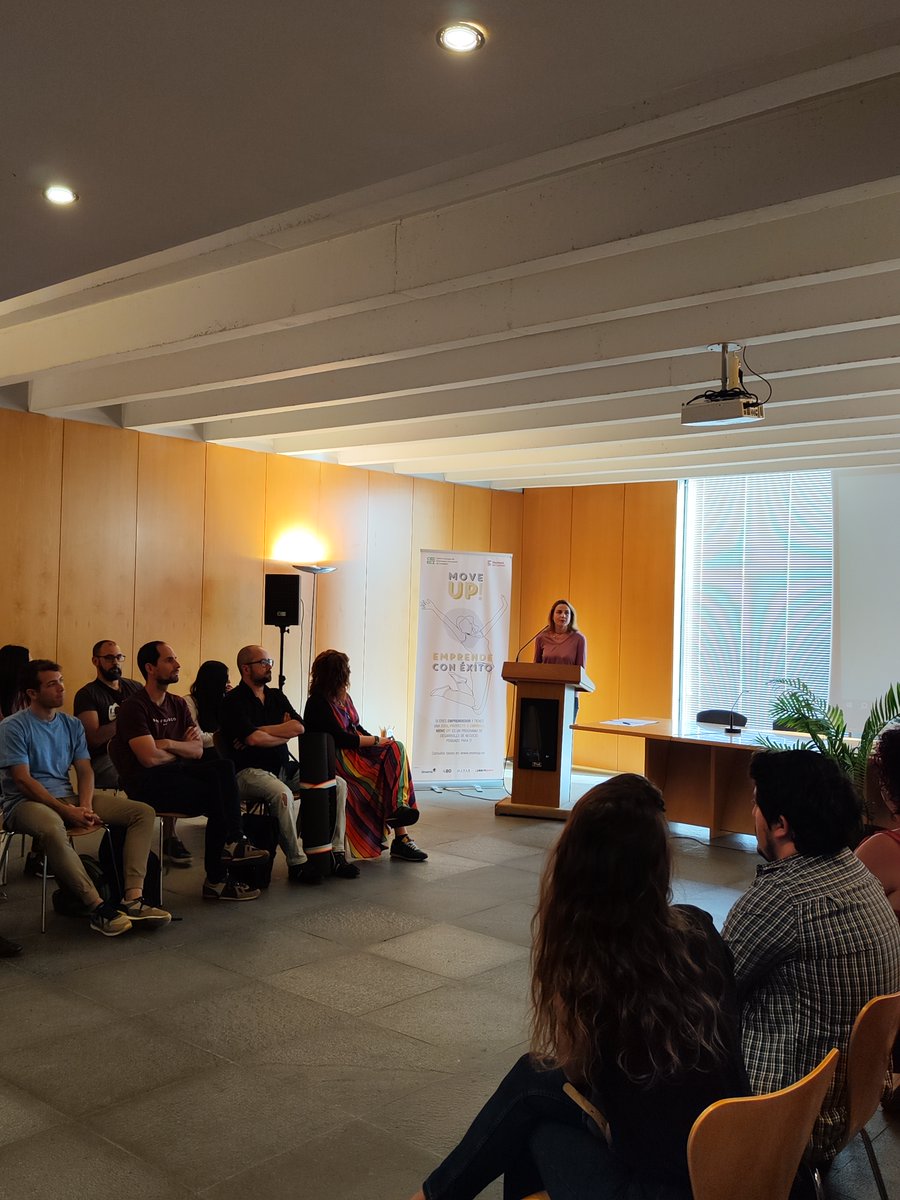CEEICastellon's tweet image. Inauguramos la 8ª edición de #MoveUp! Emprende con éxito, el programa más potente a nivel de fomento del emprendimiento de nuestra provincia. Gracias @dipcas y @secotcastellon por acompañarnos una vez más en esta apasionante andadura!🤩🙏