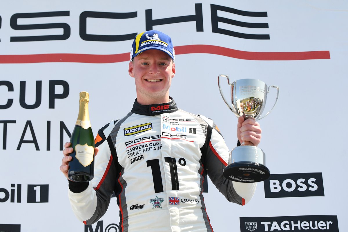 We had a good visit to <a href="/thruxtonracing/">Thruxton Circuit</a> at the weekend, scoring four wins in the Porsche Carrera Cup GB, including <a href="/JakeGiddings77/">Jake Giddings</a>'s maiden victories, while <a href="/asmalley54/">Adam Smalley</a> and Justin Sherwood sit on top of their championship standings!

teamparkerracing.com/post/smalley-o…