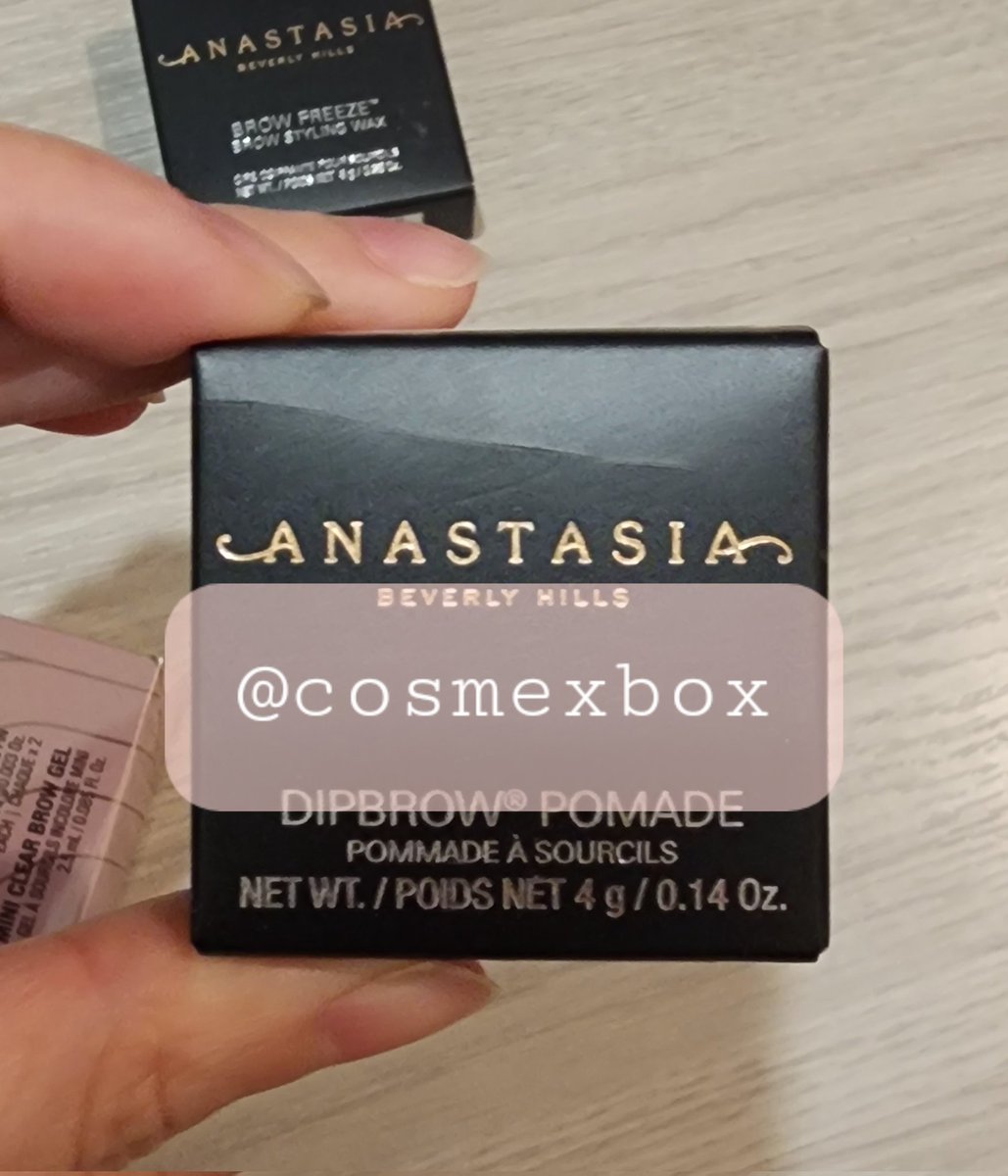 cosmexbox's tweet photo. Anastasia Beverly Hills dipbrow pomade สี Dark Brown
เดือน/ปีผลิต : 09/20
มี 2 ชิ้น ราคา 220 ฿ https://t.co/bVVqICSM3P