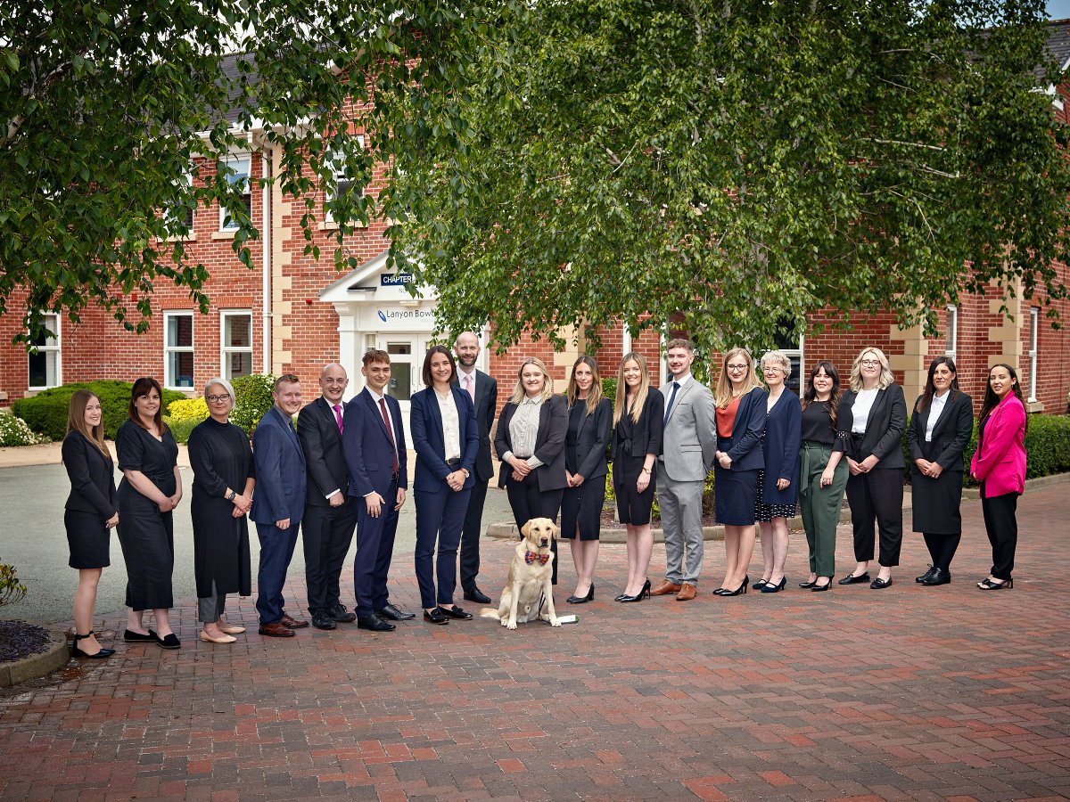 Fabulous photo of our award winning Clinical Negligence Team led by '2022 Clinical Negligence Lawyer of the Year' Beth Heath. Special mention to 2023 new team members, Martin Hood, Sophie Ann Bridges, Cassie Stocker (not in photo), Nicole Smith and Shay (sporting the bow tie)