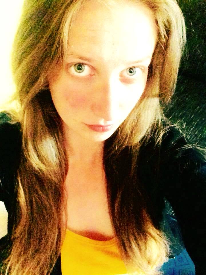 Eine Runde von eurer #SupportQueen, war gestern nicht in Twitter 🫣👑❤️ #SupportSmallStreamers #Twitter #love 🌹
<a href="/CrawleXianer/">CrawleX</a> <a href="/Einfach_Cap/">Einfach_Cap</a> <a href="/Bluecube1988/">Bluecube1988</a> <a href="/StormyCatLP/">StormyCat</a> <a href="/StreetHunterXD/">StreetHunterXD</a> @SilvariusPlay <a href="/BRODI_LP/">Brodi</a> <a href="/Bro_Maddog/">Bro_Maddog</a> <a href="/blackkittn_/">BlackKittn</a> @GuenniNDS <a href="/n3_niii/">☆ N3Niii ☆</a> @Mr_NightmareYT <a href="/Sytexo/">🐲Sytexo🐲 | V-TUBER ツ</a>