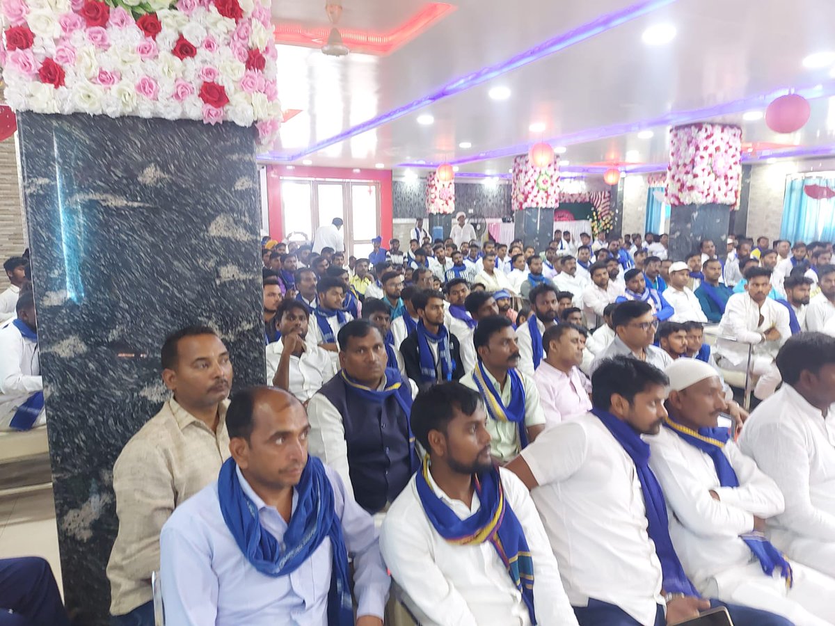 BhimArmyChief's tweet photo. आज बनारस समीक्षा मीटिंग में। https://t.co/vG8paMxwST