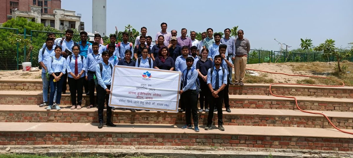 AnandCampus's tweet photo. Taru Pallav Mitra Club of  AEC celebrated World Environment Day 2023. A number of activities including Plantation, Run for Environment and Power point Presentation on the theme "Solution to Plastic Pollution" were organised.
#Anandcampus #shardagroup #WorldEnvironmentDay https://t.co/p2YFRRlSyJ