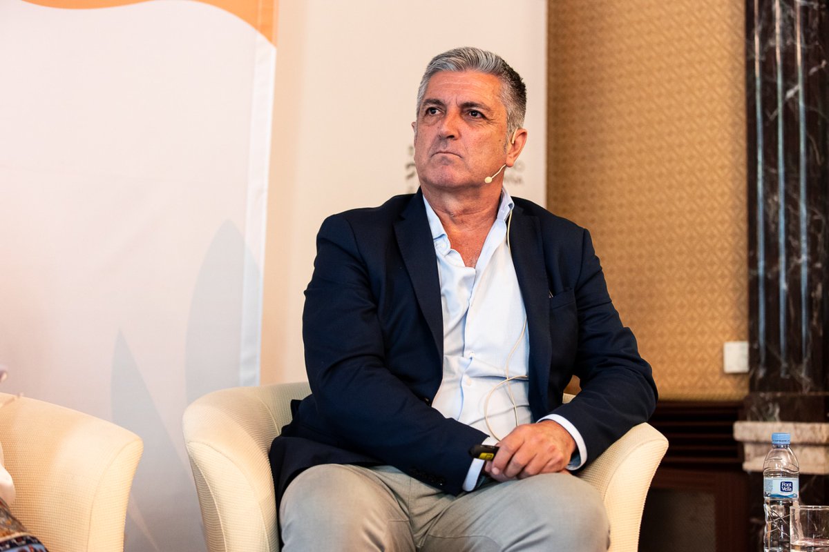 FundacionSIMA's tweet photo. Segundo movimiento: los retos. Formación para las personas mediadoras, por Eduardo Candau Camacho, Secretario General del CARL de la Junta de Andalucía. https://t.co/c7ZTREAeb6