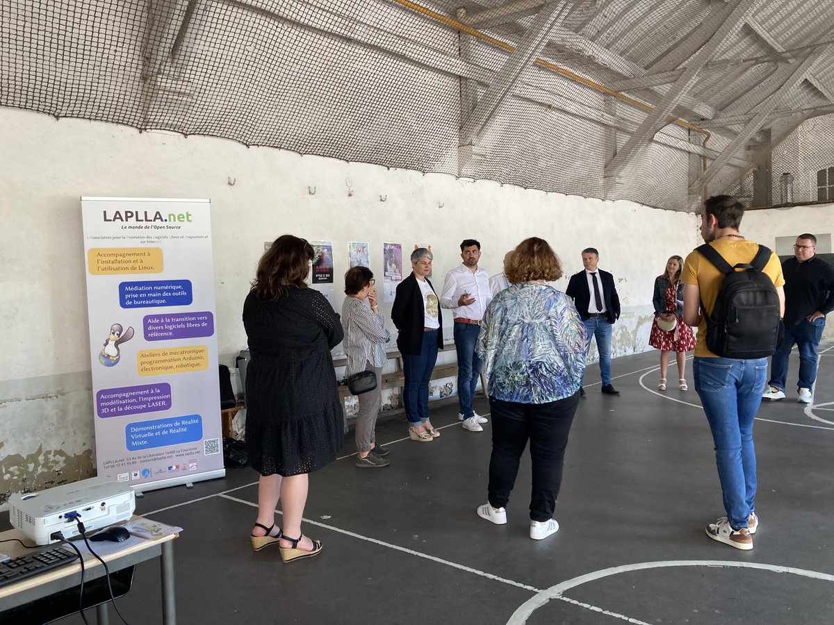 Fouquet Céline (@cfouquetardif) on Twitter photo présentation officielle de la dotation numérique des écoles par la ville d’Angoulême. L’aboutissement d’une collaboration réussie <a href="/dsden16/">Dasen16</a> <a href="/AngoulemeEst/">Circonscription Angoulême Est</a> <a href="/villeangouleme/">Ville d'Angoulême</a> association LAPPLA.net présentation officielle de la dotation numérique des écoles par la ville d’Angoulême. L’aboutissement d’une collaboration réussie <a href="/dsden16/">Dasen16</a> <a href="/AngoulemeEst/">Circonscription Angoulême Est</a> <a href="/villeangouleme/">Ville d'Angoulême</a> association LAPPLA.net