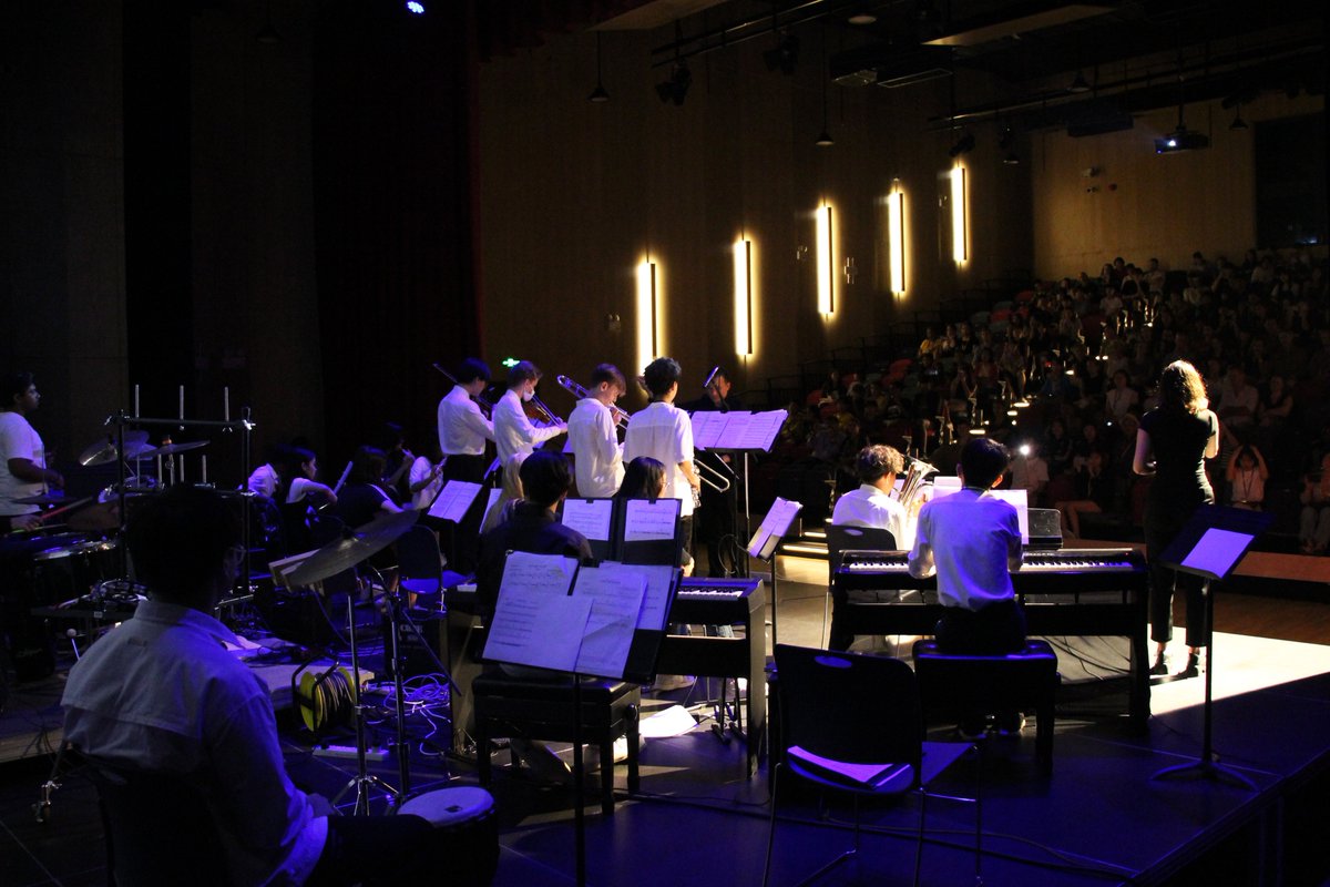 vislaos's tweet image. The MYP concert was a success! 🤩🎶 A massive shoutout to our amazing MYP and DP music teacher for putting together this incredible performance and our school community for joining us to celebrate the end of the school year in style! #StudentConcert #SchoolPerformance #VISLao
