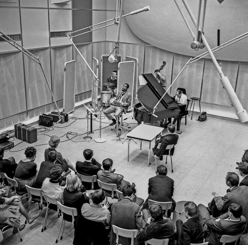 VARA studios, Hilversum, The Netherlands, 
2 juni 1964.
Eric Dolphy with Misha Mengelberg (p), Jaques Schols (b) en Han Bennink (ds) during a radio recording that would later be issued on LP as “Last Date”.
Photo: Henk Visser