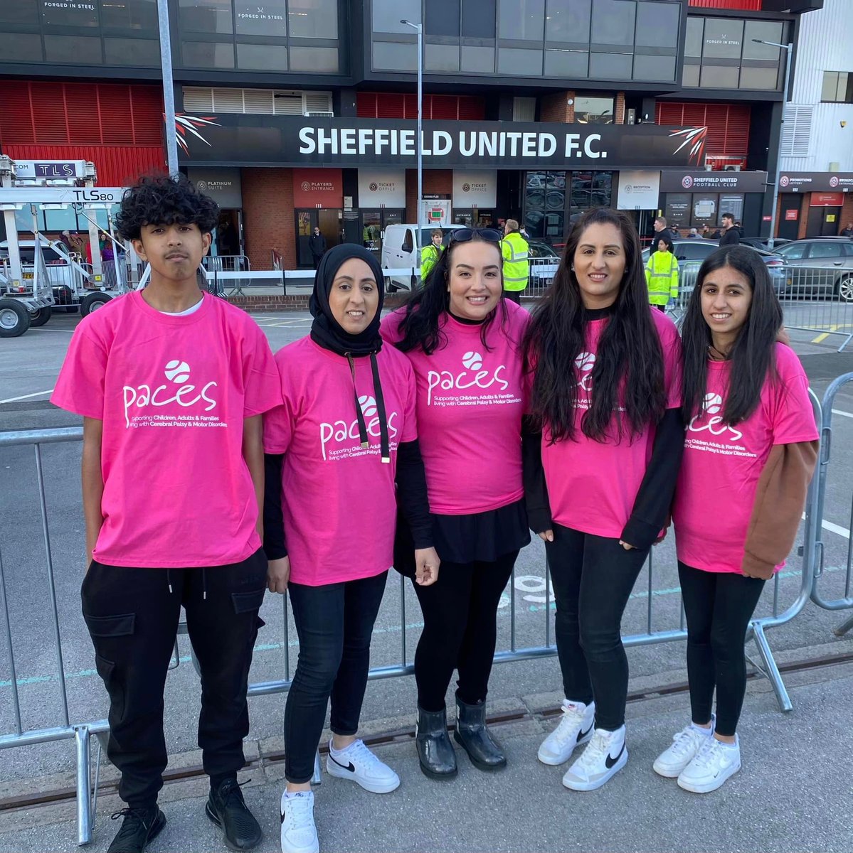 As it’s #VolunteersWeek, we wanted to take the opportunity to say a heartfelt thank you to every single one of our fabulous volunteers 💗 These are people who give up their own time to support our charity, whether that’s at events or at our Charity HQ and we’re so thankful😀