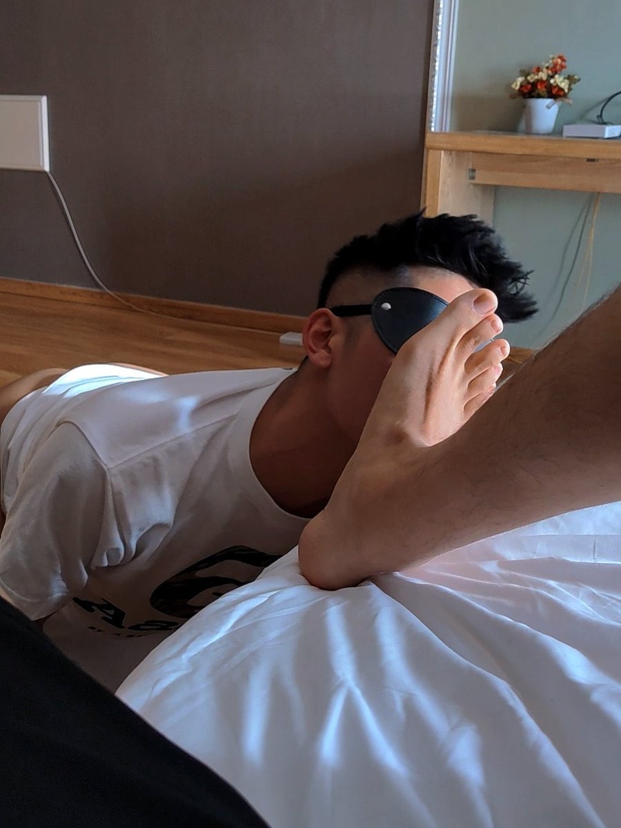 XavierGrace17's tweet photo. 你们永远不懂双性人的快乐 做双性实在是刺激😎
不主动联系又怎么会有故事？☺️ https://t.co/glY3d4zWGD