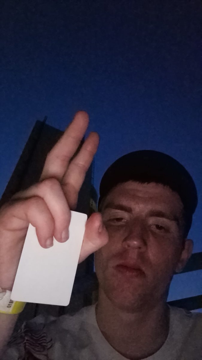 LeakerSebbo's tweet photo. Nur am rum Saufen🍻Furchtbare Szenarien auf Litschi🍻Ich glaub jetzt schlägt es 12, ich übernehme keine Haftung mehr. Ich schließe meine Augen und lass die Buben ihre Wege machen🍻Nicht mehr zum Aushalten aber ich habe es oft genug geprädigt und jetzt werden sie dafür büsen.😡😔 https://t.co/YvWkYAyA51