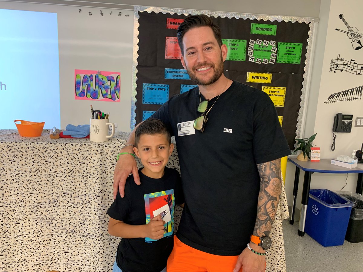 Grace and Graham were very happy that Dad volunteered his day at Arrowhead! Thank you Mr. MacGregor for being our Watch Dog Dad on Friday! You were an awesome help! <a href="/Methacton/">Methacton Schools</a> <a href="/WATCH_DOGS/">WATCH D.O.G.S.</a>