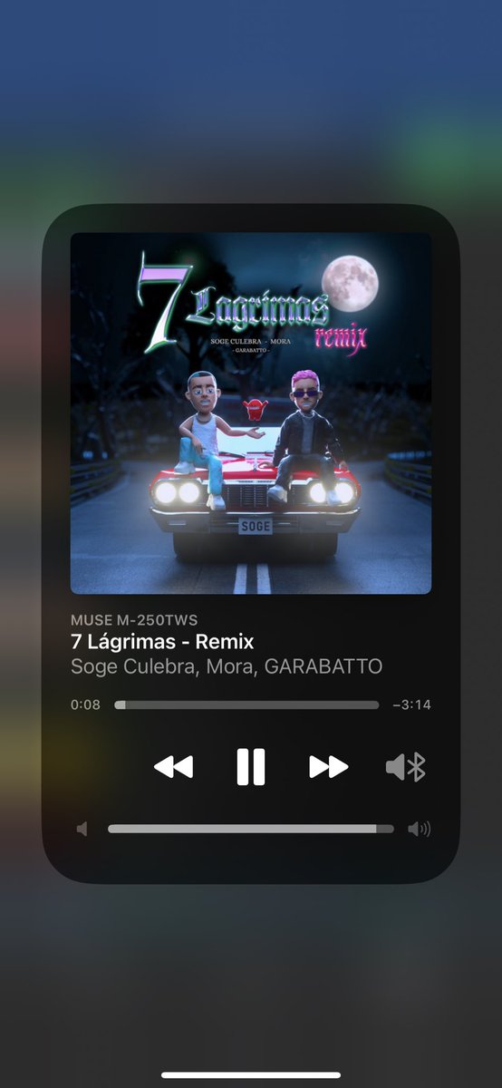 Lo siento mucho por todos los sordos que no pueden escuchar este temazo