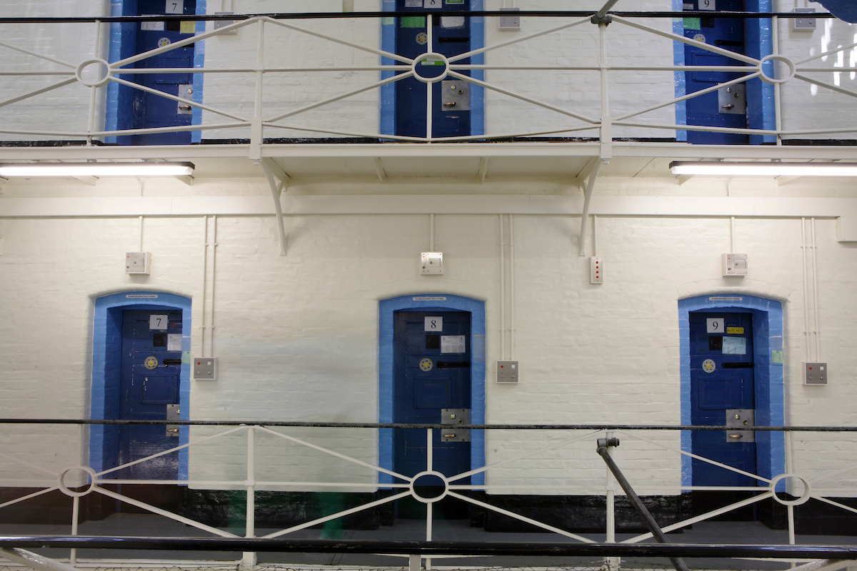 TheHowardLeague's tweet photo. As of Friday 2 June, there were 82,039 people in men's prisons and 3,368 in women's prisons.

The prison population in England and Wales stood at 85,407. There were 8 less people in prison than there were on Friday 26 May, and 5,620 more than there at the same time last year.

https://t.co/DjEggOr5dd