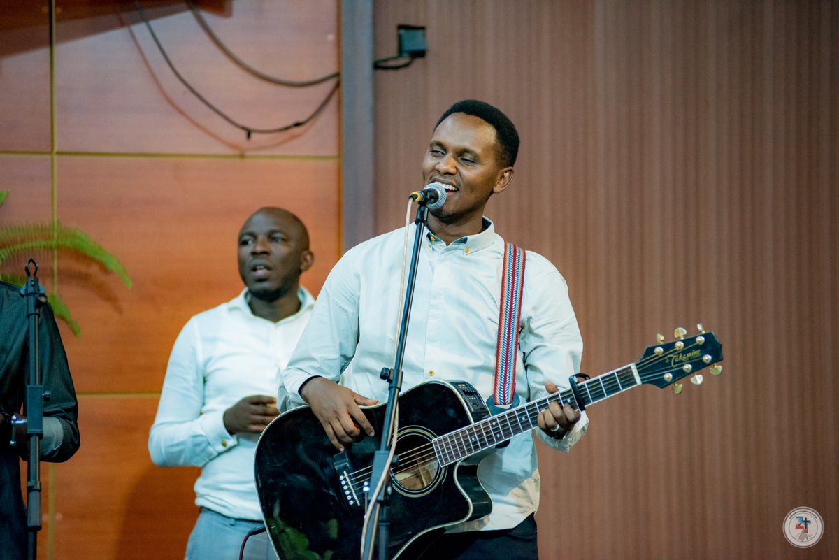 ZionTempleCC's tweet photo. We Experienced the divine on Transfiguration Day—as Asaph Music International and Elayone Music delivered an awe-inspiring gift of praise and worship!

Don't miss out on the soul-stirring service - catch up here: https://t.co/6CsTr94VnN.

#TransfigurationDay #PraiseAndWorship https://t.co/DoLm8hYexx