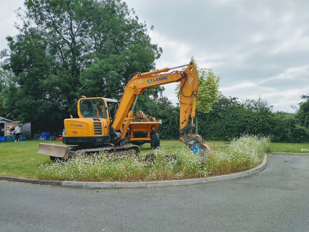 HoTCP's tweet image. Today sees the start of work on a new Community pantry and shop here at Heart of Tamworth . A big thank you to M.Lambe construction for the doing the  groundworks on this project.