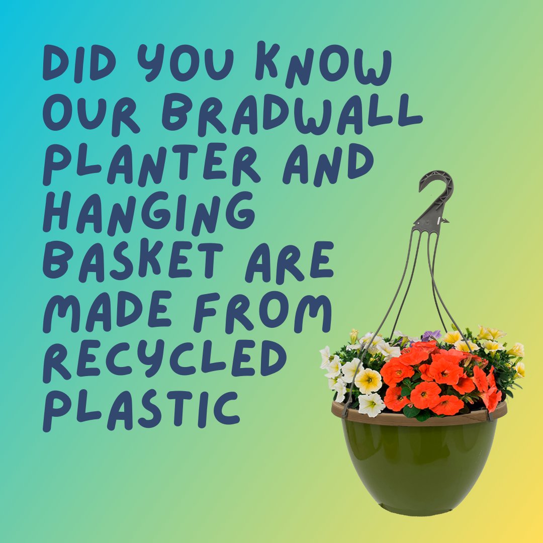 JFHSandbach's tweet photo. We just wanted to highlight some of our eco-friendly products for this world environmental day 🌎 

The Bradwall planters and hanging basket are recyclable and made from recycled plastic♻️ plus Coir, peat-free and eco-friendly pots and trays 

#worldenvironmentalday #environment https://t.co/8PJqLrN8DG