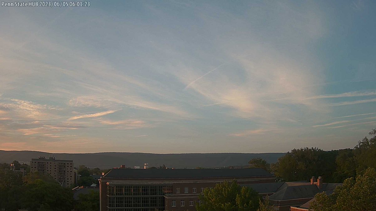 HUBWeatherSTEM's tweet image. Penn State HUB at sunrise and it's 50.2 F.