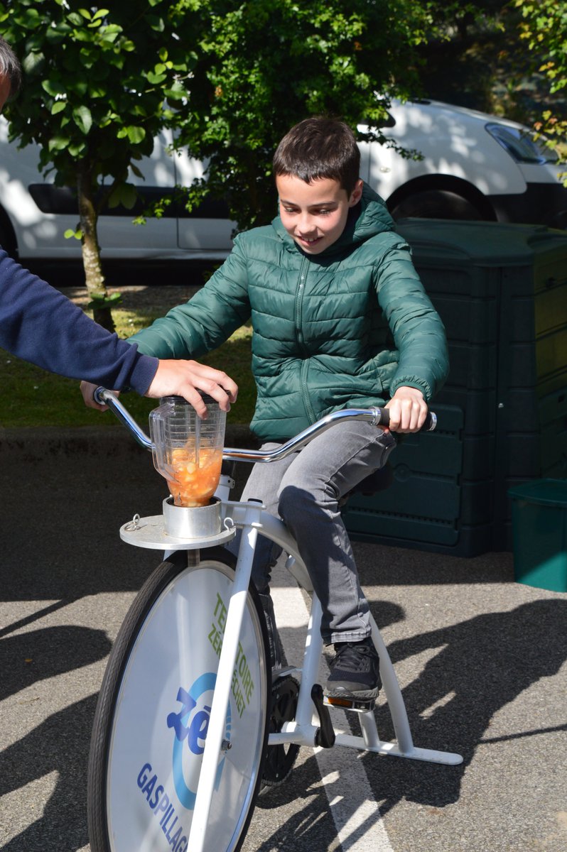 Le_SEVEDE tweet media