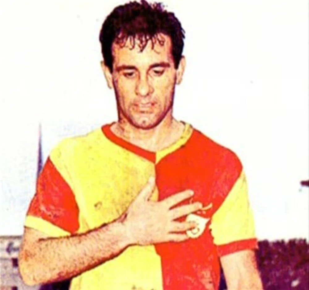 GalatasaraySK's tweet photo. Benzer enerji. ⚡️❤️ https://t.co/4CthV9vsnY