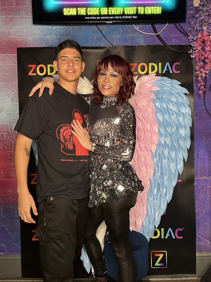 zodiacbarlondon's tweet photo. 📸✨Capture the Weekend Moments! 🦋🏳️‍🌈
Join us at @zodiacbarlondon and create unforgettable memories filled with love and music! ❤️🎶 #WeekendSnaps #ZodiacBarLondon 

Don't forget to check out our ZODIAC PRIDE PARTY 2023!🌈🎉
🔗Tickets ONSALE NOW! - https://t.co/eMpddOfV8S https://t.co/PPenznH2LD