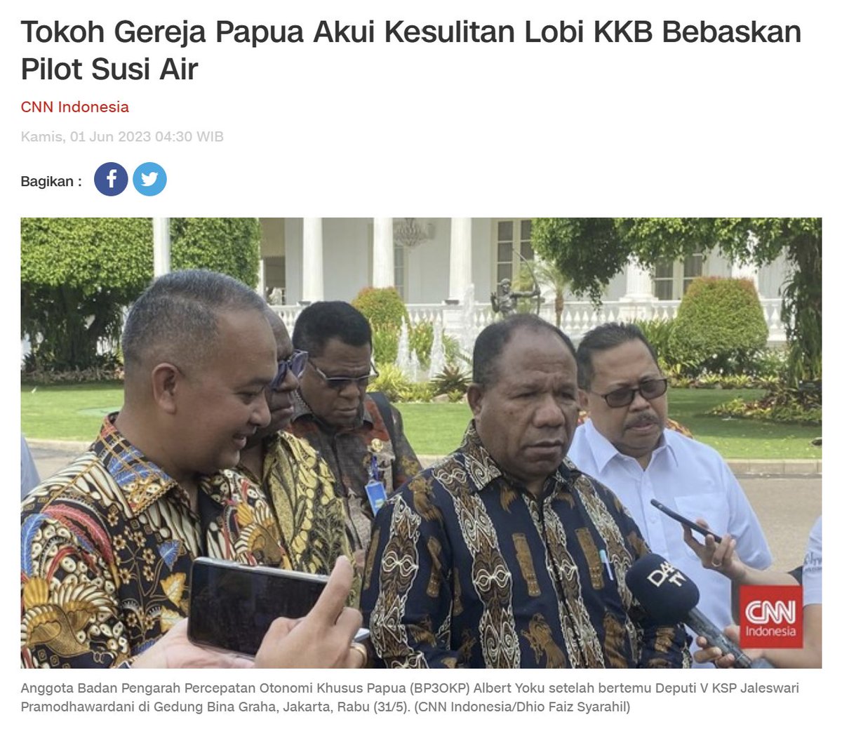 daizherradura18's tweet photo. Harusnya yg aktif itu Pemerintah. Bukan malah eksternal. Dlm hal ini hrsnya sih   @Kemlu_RI dan @Menlu_RI 

@HambaAllah_411 @Boediantar4

https://t.co/DfPgjy5xfK https://t.co/rpInDrJY8p