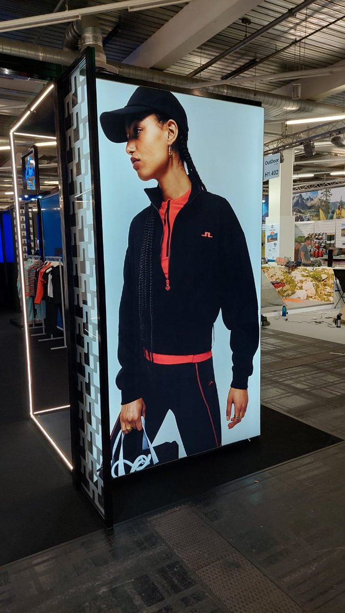 💥 Live from MUNICH 💥

Exhibition stand designed, manufactured and installed for @JLindebergSport  grabbing attention at Outdoor by ISPO 🤩

#jlindeberg #outdoorbyispo #munich #exhibitionstand #design #retail #marketing #style #exhibition #golf #golflovers #golfclothing