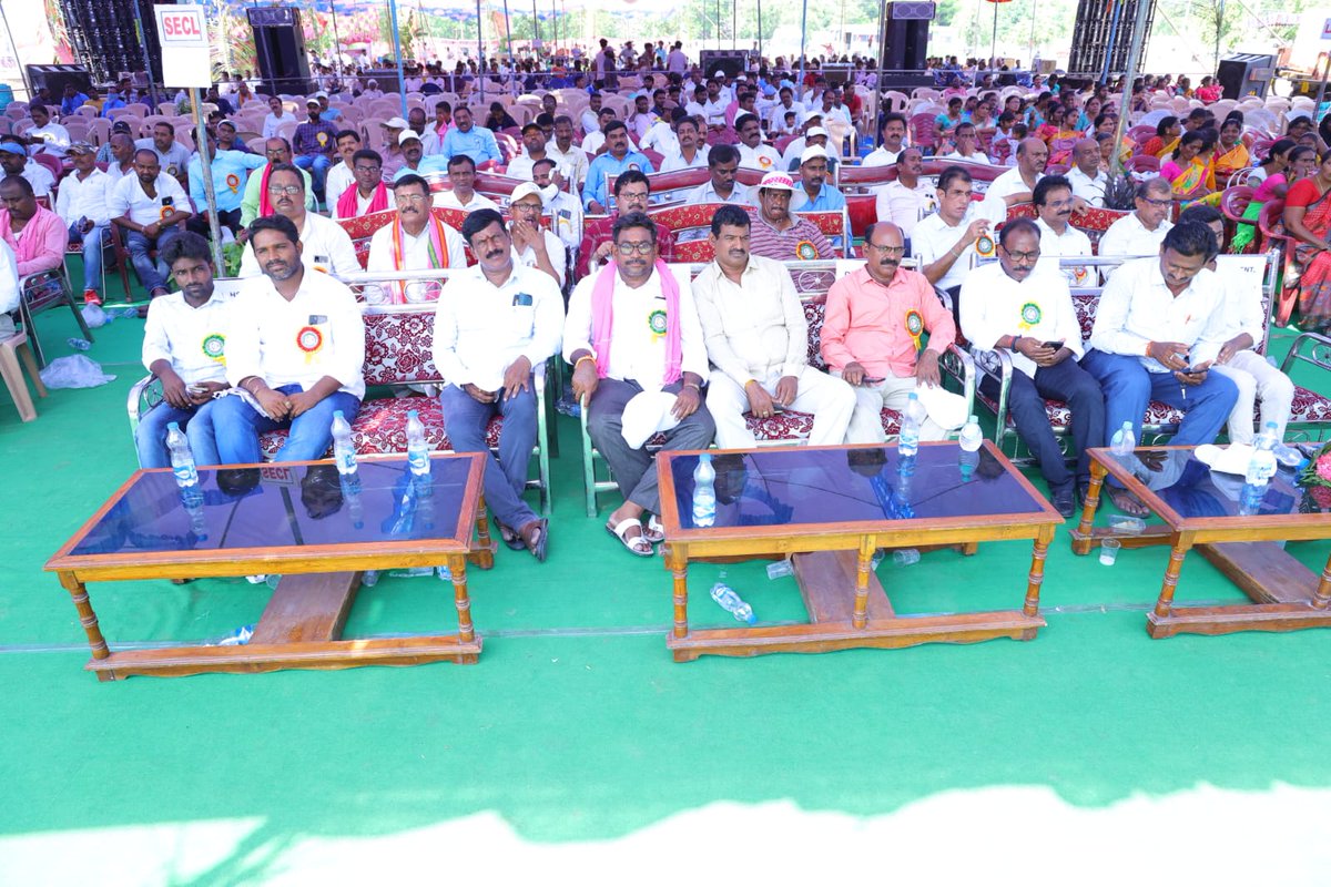 balkasumantrs's tweet photo. చెన్నూరు నియోజకవర్గం, మందమర్రి పట్టణంలోని సింగరేణి పాఠశాల మైదానంలో.. తెలంగాణ దశాబ్ది ఉత్సవాల్లో భాగంగా సింగరేణి సంస్థ ఆధ్వర్యంలో ఏర్పాటు చేసిన వేడుకల్లో పాల్గొనడం జరిగింది. https://t.co/m48wmdIejd