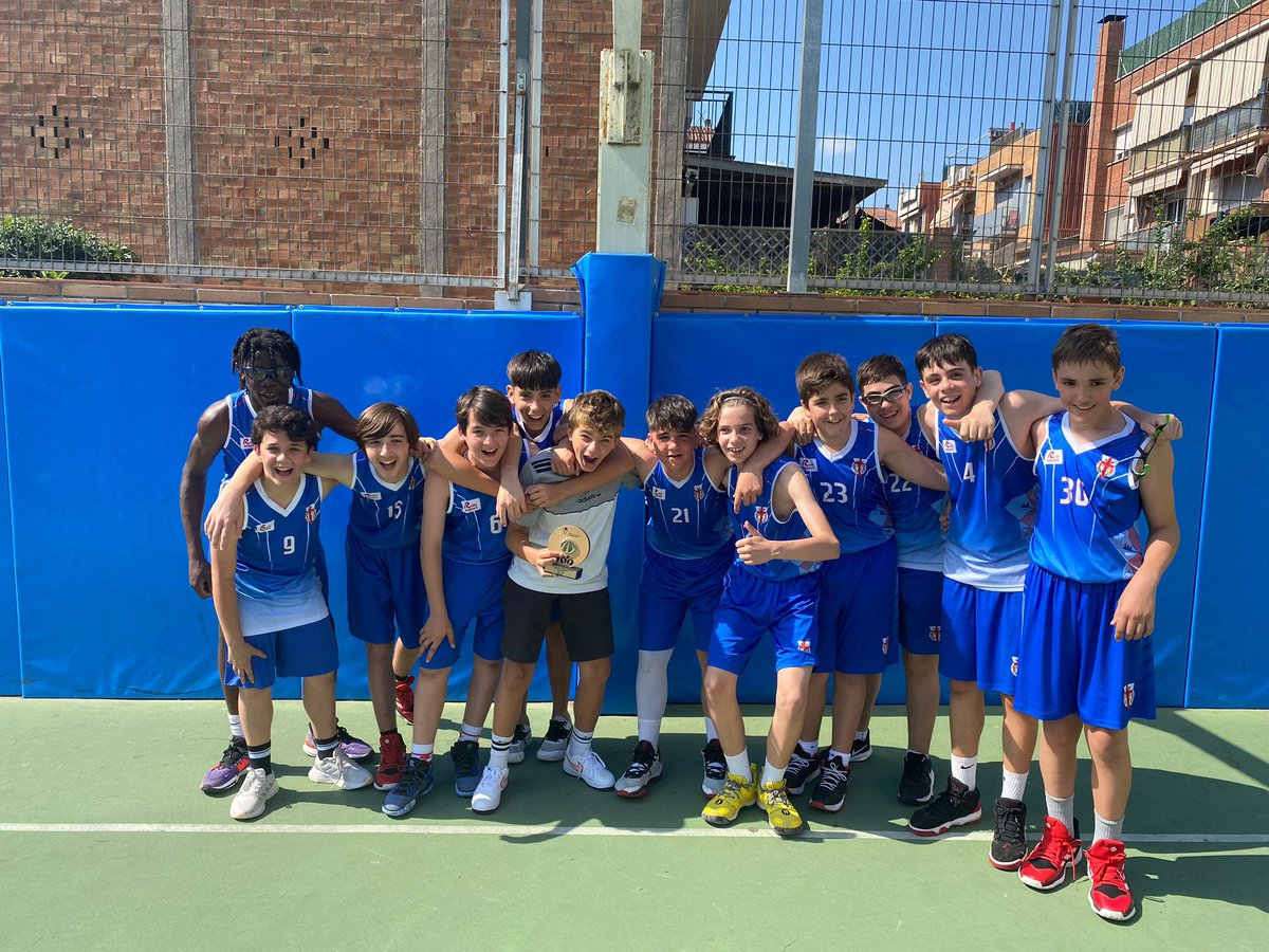 Pre-infantil masculí vs ST Gabriel Ripollet.
Últim partit amb aquest grup, partit per gaudir de tot el que han fet aquesta temporada i passar una bona estona, agrair a pares, mares i jugadors per aquesta temporada💙