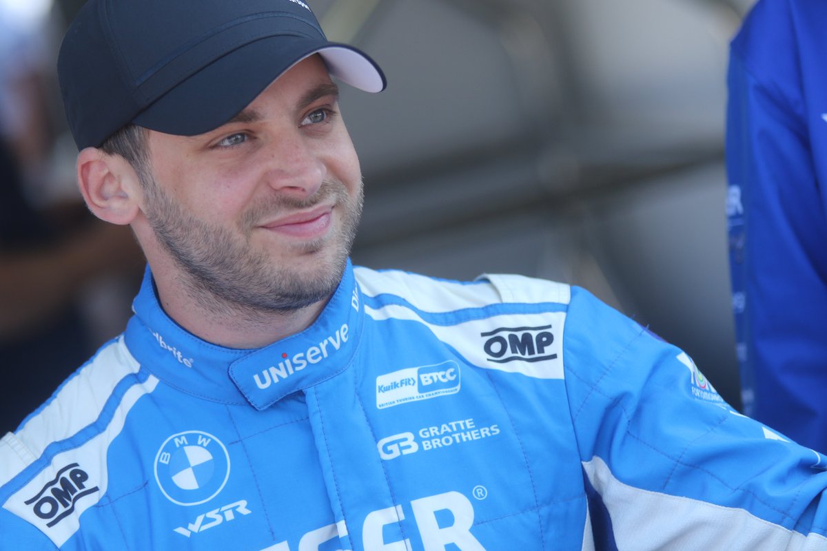 Laser_Tools's tweet image. Laser Tools Racing with MB Motorsports driver, Jake Hill will be in attendance on the Laser Tools stand at Automechanika Birmingham tomorrow. He will be joined by Chloe Grant, &amp;amp; there will be 3 autograph sessions over the course of the day: