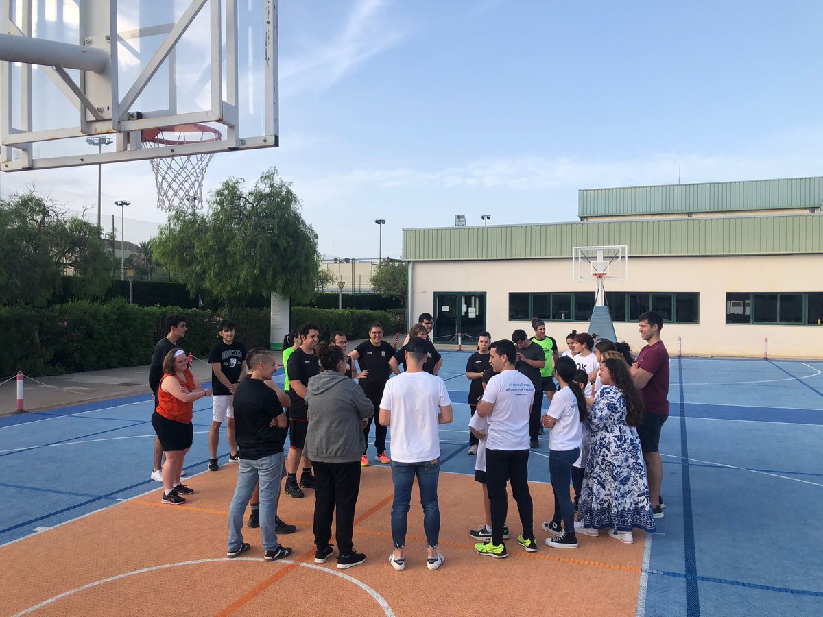 DiscaEsports's tweet photo. Jornada de integración y sensibilización con
nuestros amigos de @OKMobilityCorp donde
pudieron practicar con nosotros y nuestros jugadores
las diferentes modalidades de baloncesto.

¡Gracias por venir a conocernos y por
vuestra participación! Hasta la próxima👏

#okmobilitygroup https://t.co/4Wrmxx8zgt