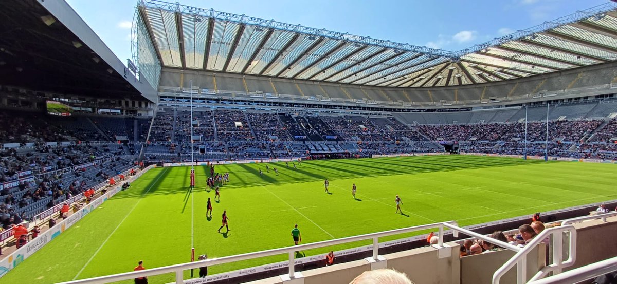 Craigyoung1976's tweet photo. What a great day we had @magicweekend @StJamesParkNE1 thanks to #skyvip we had never expected #RugbyLeague live and what an experience it was! https://t.co/uAN1uOv5nW